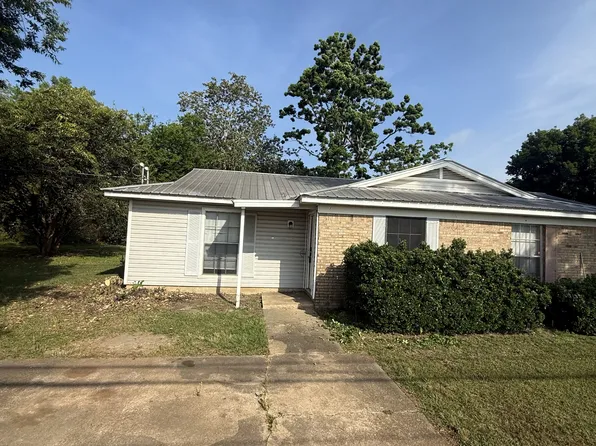 1502 Stadium St APT 2, Dothan, AL 36301