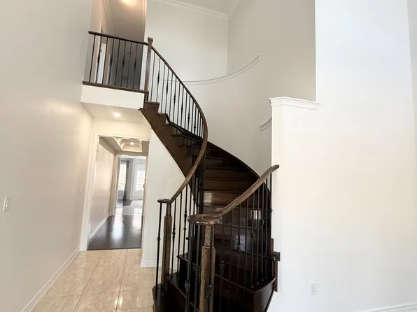 57 Busch Ave, Markham, ON L6C 0V4