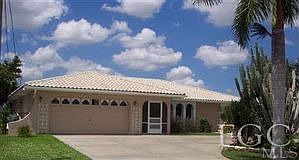 Home for Sale in Cape Coral, Florida $199,900
