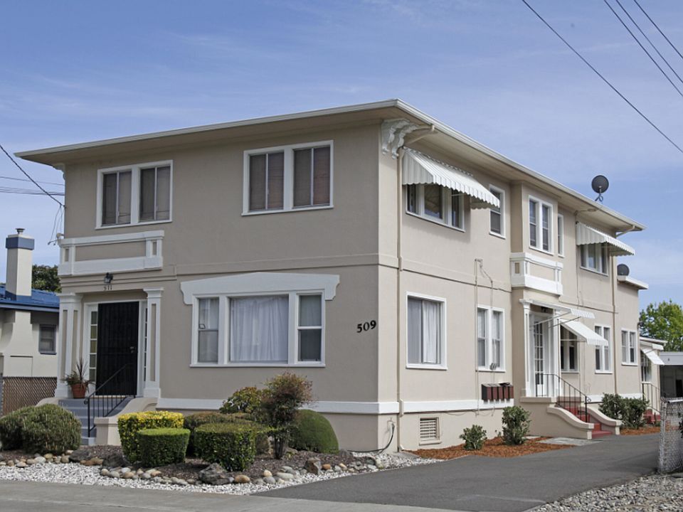 1st image of 509 Juana Ave #1