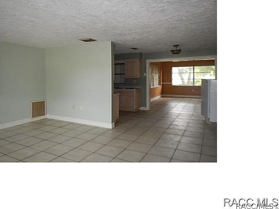 2nd image of 104 S Osceola St