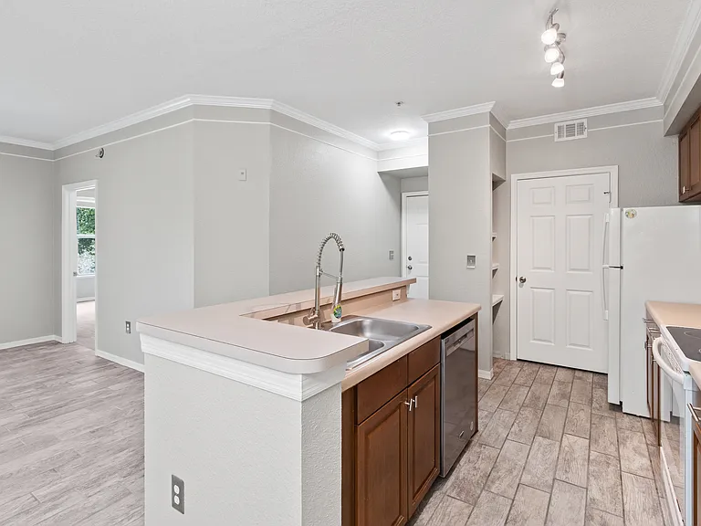 11561 Villa Grand #716 — Photo 18