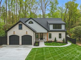 3038 Northampton Dr, Charlotte, NC 28210