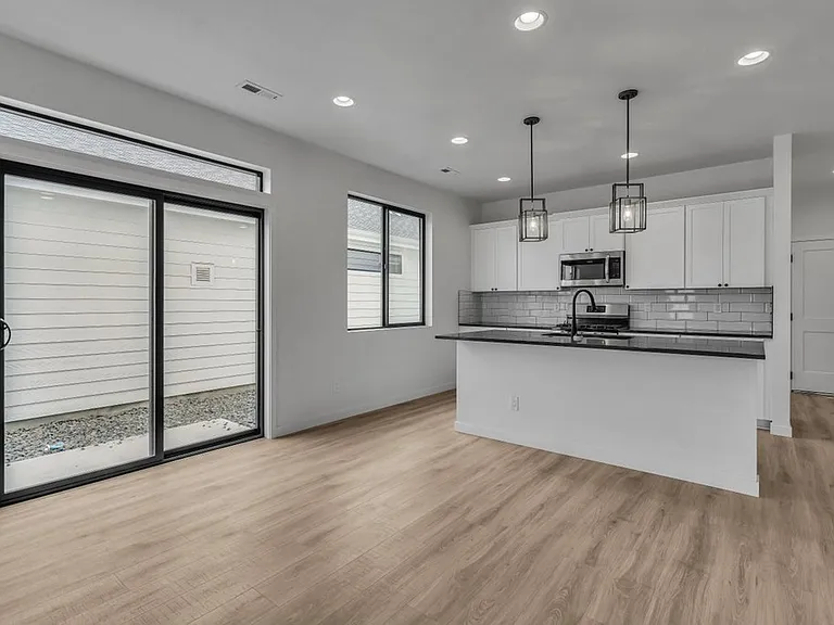 5114 E Hope Ave — Photo 10