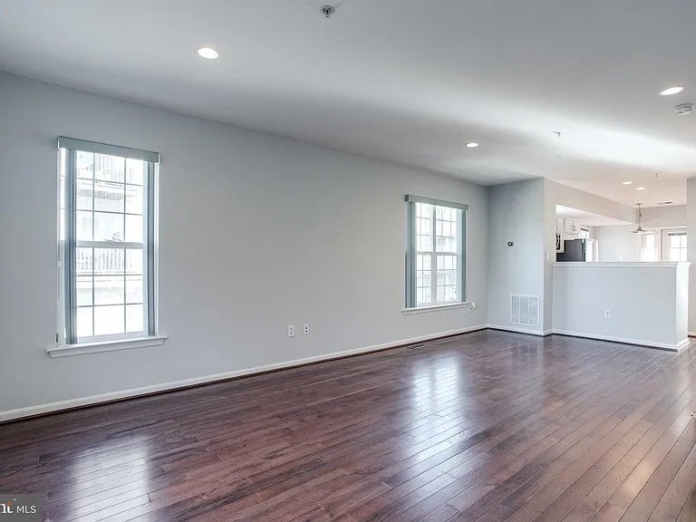12975 Pinnacle Dr #1 — Photo 5