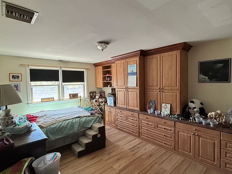 1216 Vfw Pkwy #43 — Photo 4