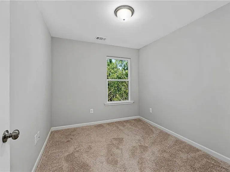 2840 Laurel Ridge Cir — Photo 26