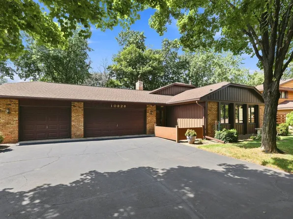 10828 Butternut St NW, Coon Rapids, MN 55448