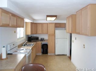 99 Bayberry Cir, Liverpool, NY 13090