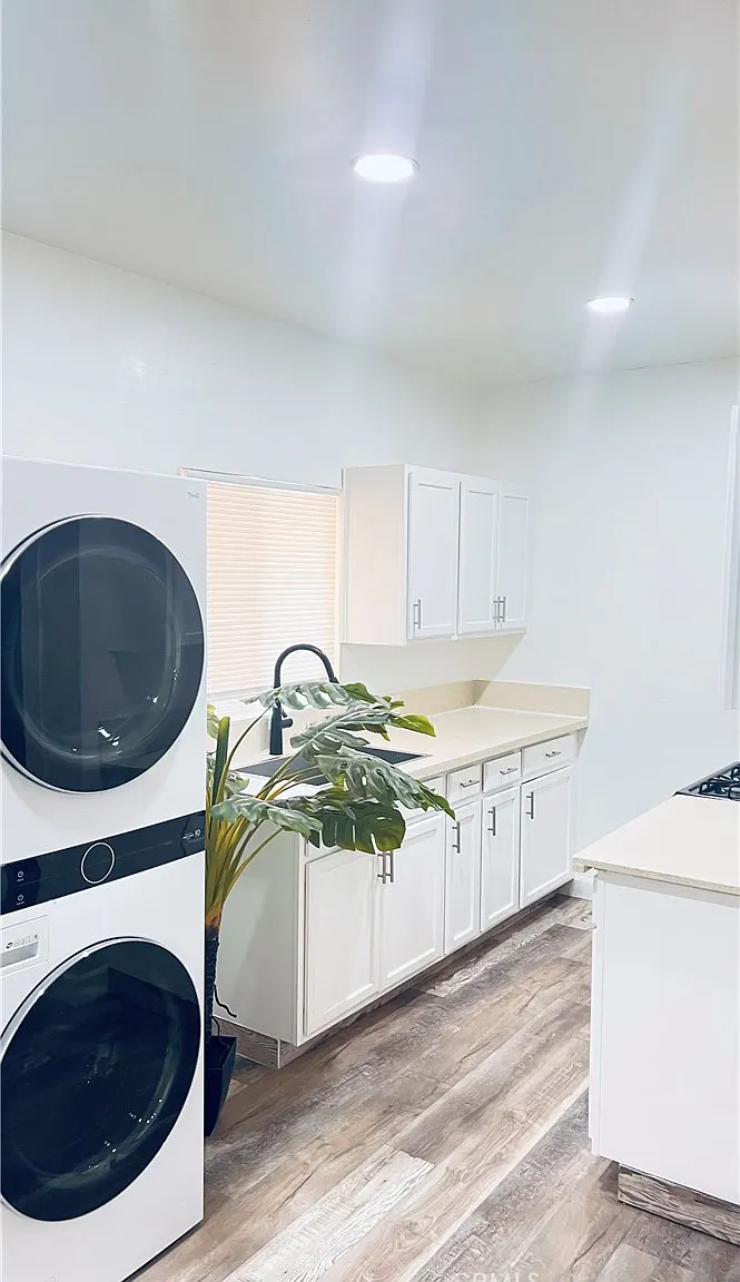 2 bed, 900 sqft, $1,350 — Photo 2