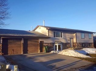 250 Suburban Dr, Billings, MT 59101