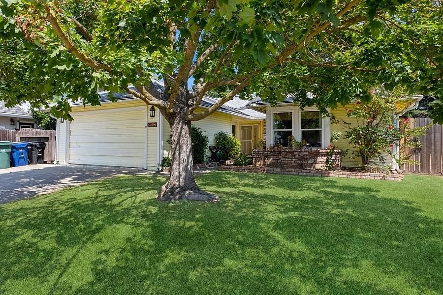 1st image of 8043 Cresta Blanca Ct