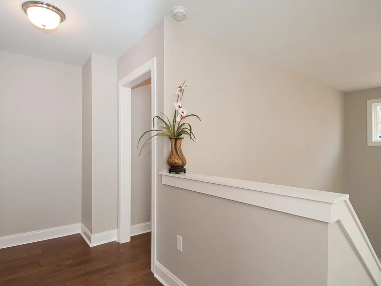 Upstairs Niche