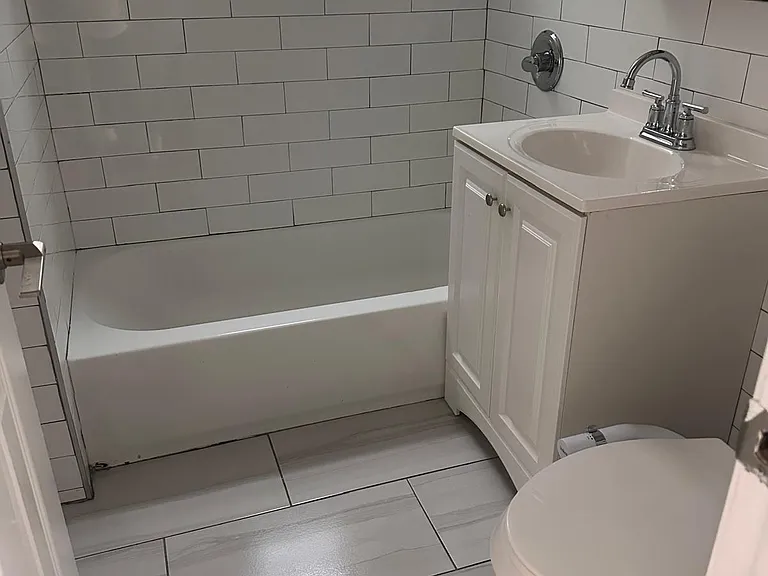 32 Corbin Ave — Photo 13