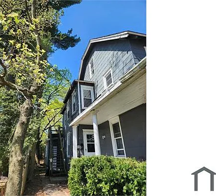 3 bed, $2,000 — Photo 2