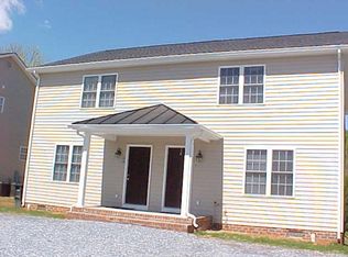 2528 Old Forest Rd, Lynchburg, VA 24501