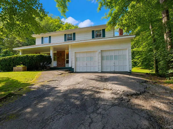 63 Hubshop Road, Chester, NY 10918