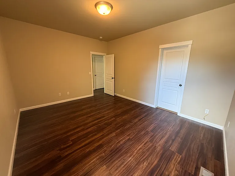 319 SW Chukar Ln — Photo 11