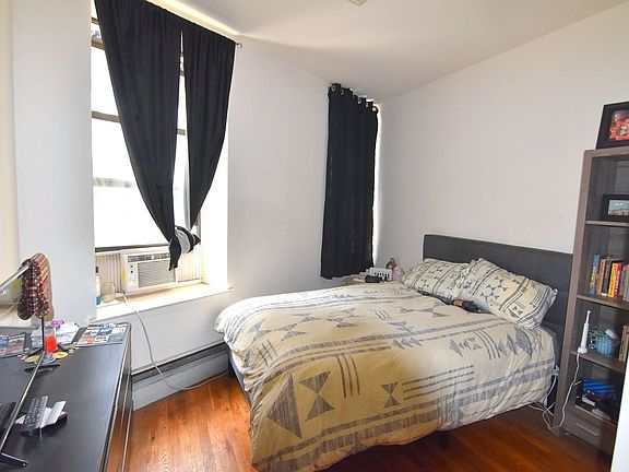 4th image of 3200 Broadway APT 2B