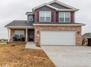 2143 Southern Oak Cir, Belleville, IL 62226