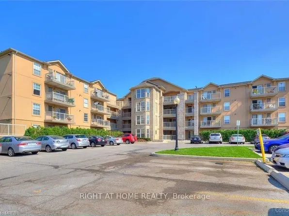 1460 Bishops Gate, Oakville, ON