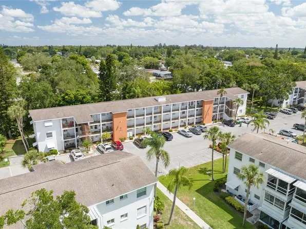 2139 Canal Dr #B33, Bradenton, FL 34207