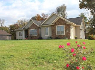 591 E Barrington Pl, Warsaw, IN 46582