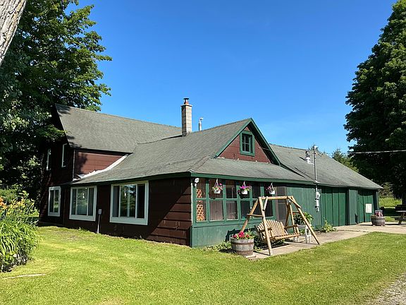 3rd image of 2048 County Road 612