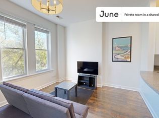 20 S Seeley Ave #2-B, Chicago, IL 60612