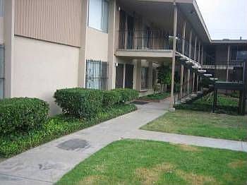 1st image of 540 Oakdale Ln Unit E
