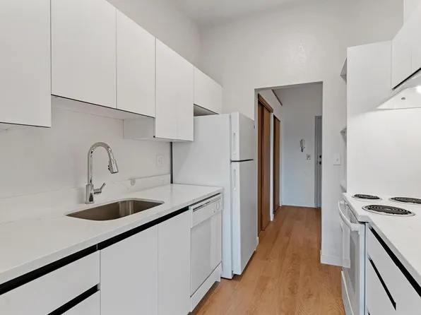 Maplewood Apartments