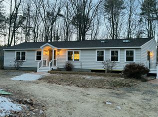 22 River Locks Rd, Kennebunk, ME 04043