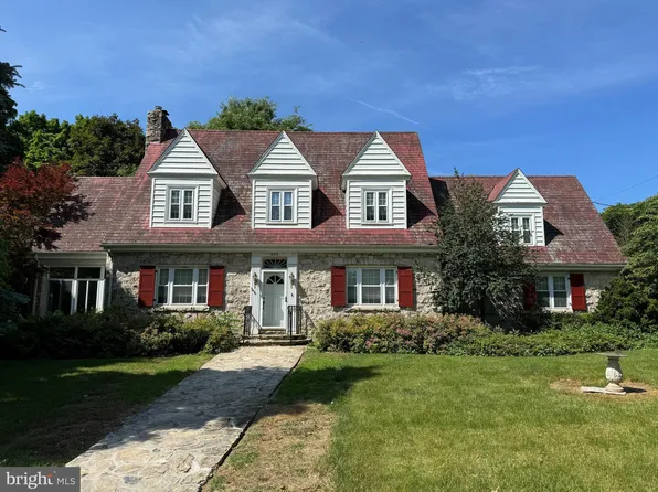 300 S Queen St, Shippensburg, PA 17257