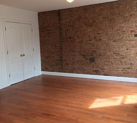 3rd image of 539 Court St #2