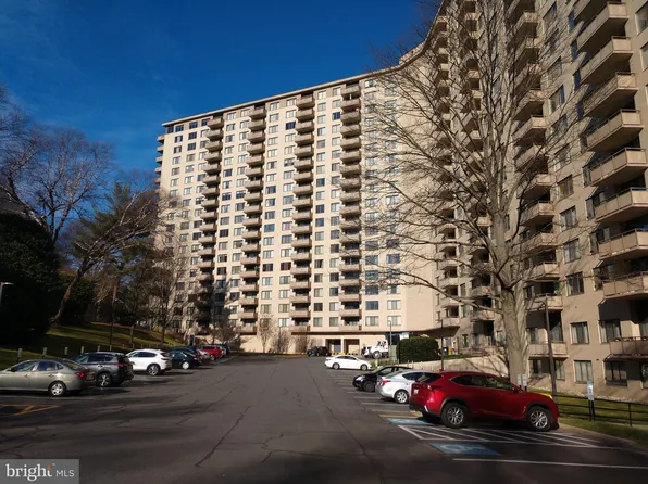 5225 Pooks Hill Rd APT 310S, Bethesda, MD 20814