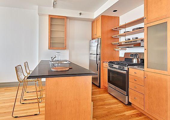 1st image of 125 Court St APT 4SH