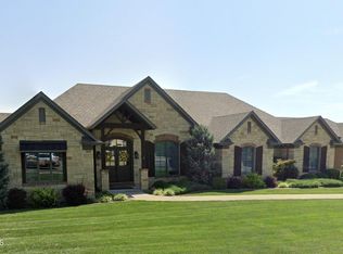 919 Sherwood Dr, Jefferson City, MO 65109