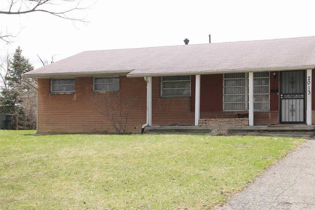 2013 Jane Ave photo 1