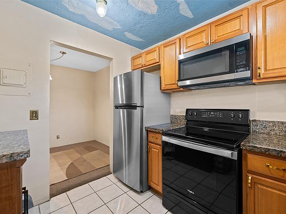 4th image of 1711 NW 46th Avenue #114