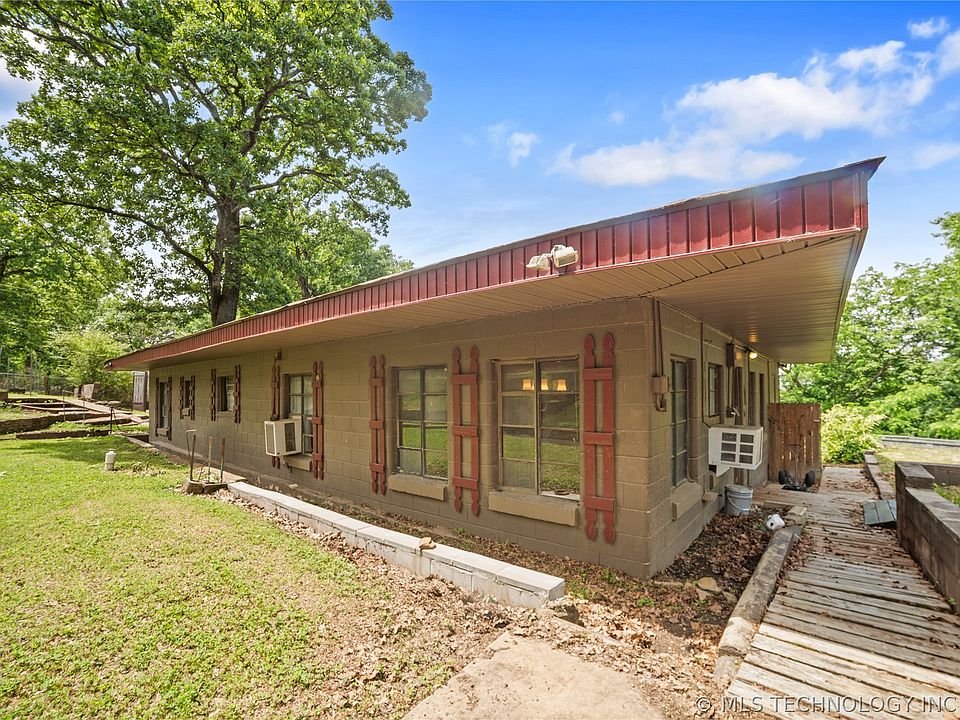 1st image of 3192 W Hickory Hills Dr
