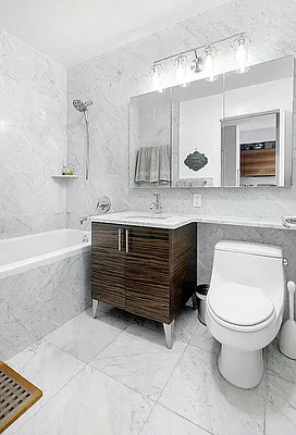 Rented by Keller Williams NYC | media 23