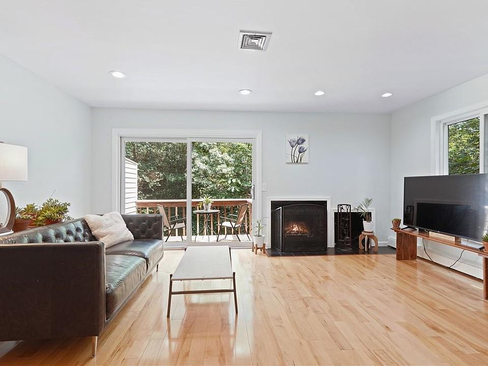 1st image of 45 Touchstone Way #45