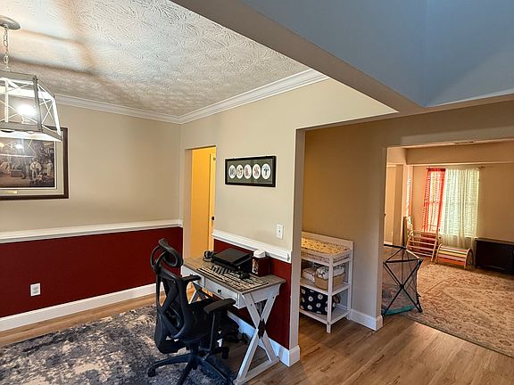 5th image of 22 Lee Road 2175