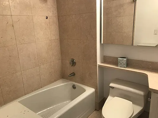 Rented by Century 21 New Golden Age Realty | media 17