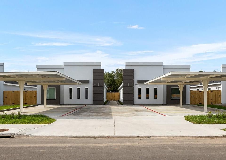 1st image of 1301 Country Club Dr APT 2