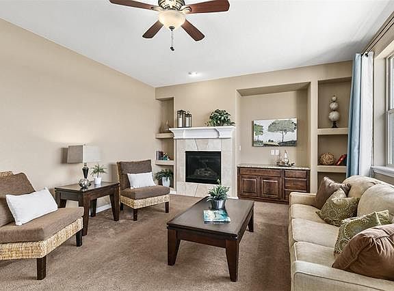5th image of 3253 E 94th Dr