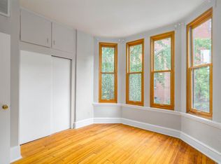 348 S 16th St #2F, Philadelphia, PA 19102