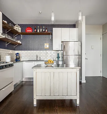 Sold by Corcoran | media 4