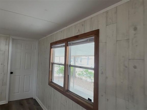 4th image of 900 College Dr