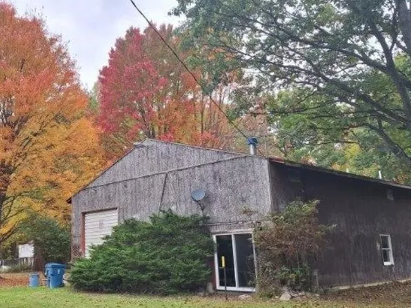 3141 Bay Gladwin Line Rd, Rhodes, MI 48652